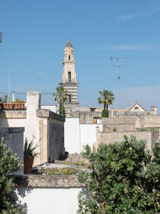 Bed and Breakfast Palazzo Charlie Lecce Exterior foto