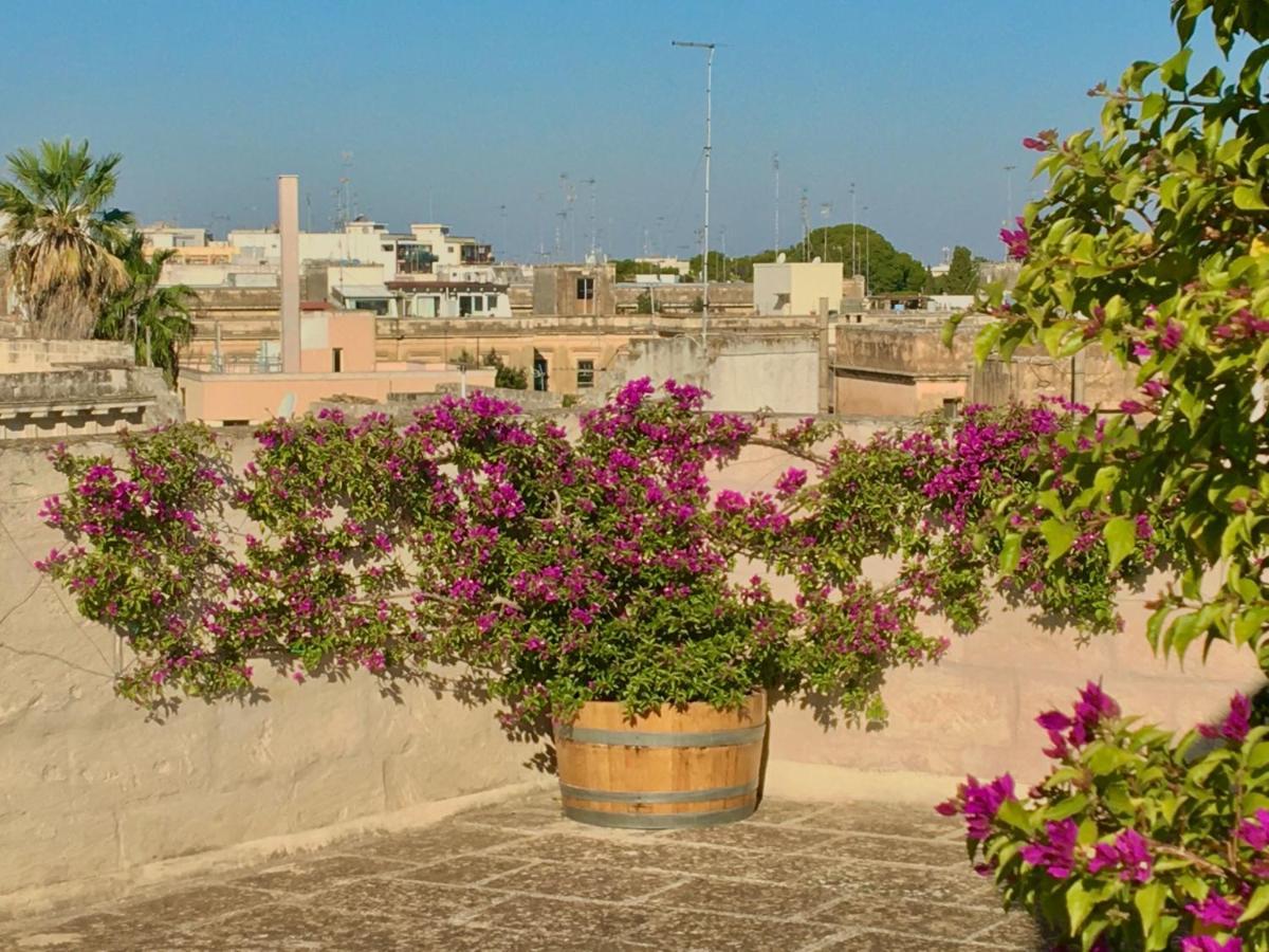 Bed and Breakfast Palazzo Charlie Lecce Exterior foto